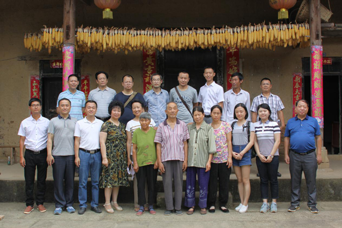 参与精准扶贫 电力企业助推革命老区村道建设——集团领导赴巴中市参与“驻村帮扶”项目调研