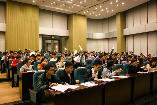 “成”就梦想 “蜀”写青春——亚洲精品无人一区二区校园招聘四川电力职业技术学院专场宣讲会