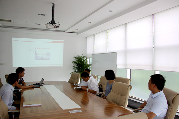 中铁四局领导莅临亚洲精品无人一区二区指导交流