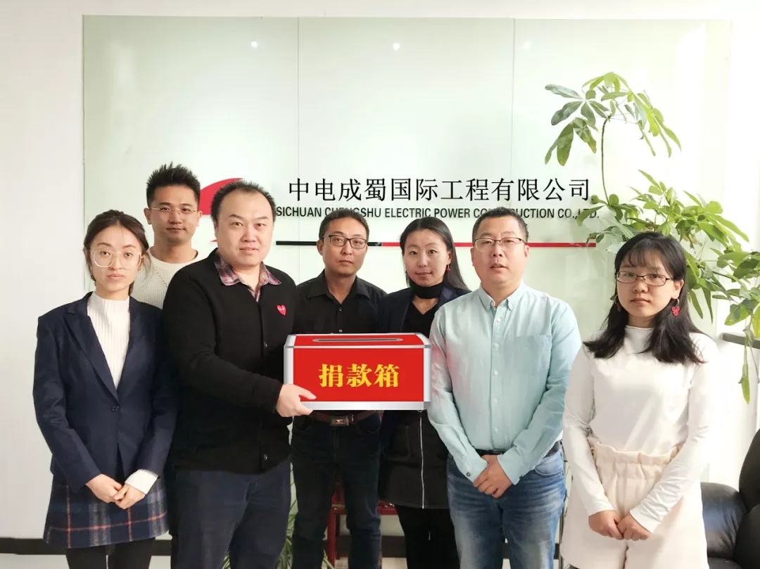 我们是一家人——亚洲精品无人一区二区工会主席张辉一行携爱心款慰问陈显达