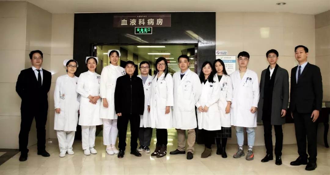 我们是一家人——亚洲精品无人一区二区工会主席张辉一行携爱心款慰问陈显达