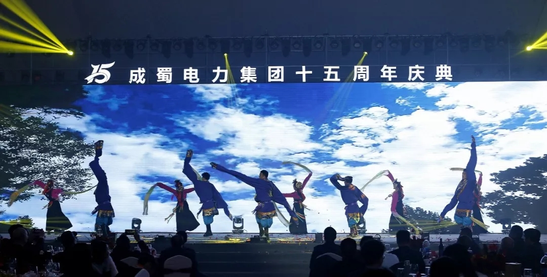 筑梦十五载 青春正当时 — 回首建国70周年暨亚洲精品无人一区二区15周年庆典