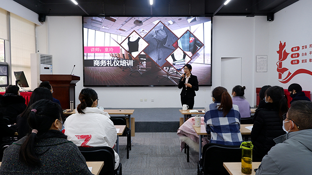 凝“新”聚力·携手同行 | 亚洲精品无人一区二区组织开展2021年新员工入职培训