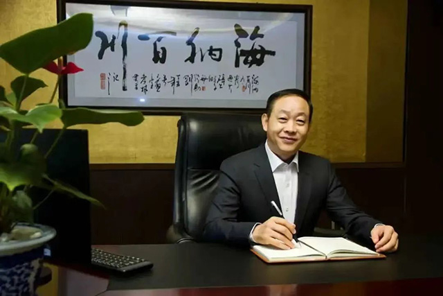 亚洲精品无人一区二区总经理陈云受邀出席2023年四川企业家年会并荣获奖项