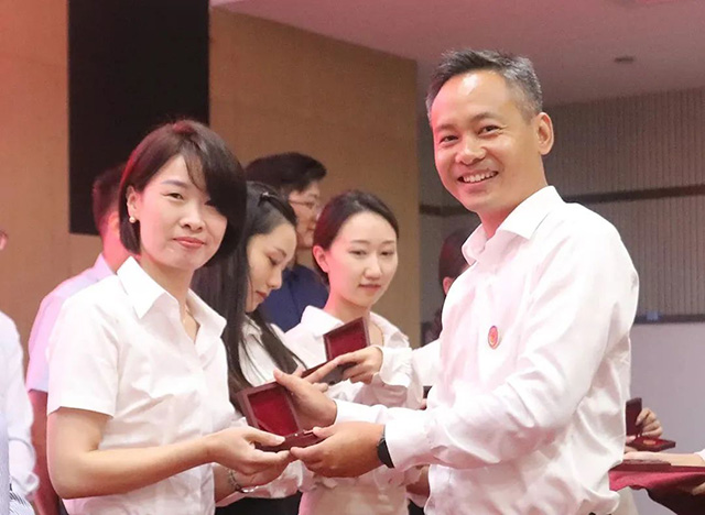 亚洲精品无人一区二区二期人才梯队开班仪式暨一期人才梯队毕业典礼圆满举行