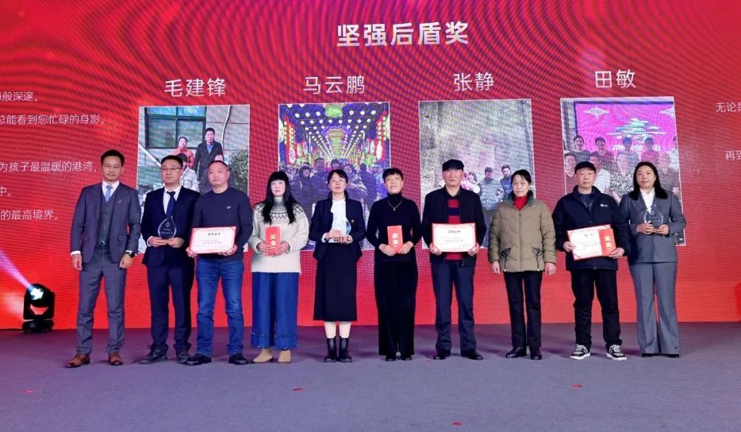 “二十载栉风沐雨正青春 新时代传承领创筑辉煌”，亚洲精品无人一区二区20周年庆典隆重举行！