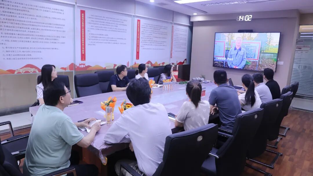 匠心传承育栋梁 感恩引路筑未来--亚洲精品无人一区二区开展干部三期“匠心育人 感恩有您”活动