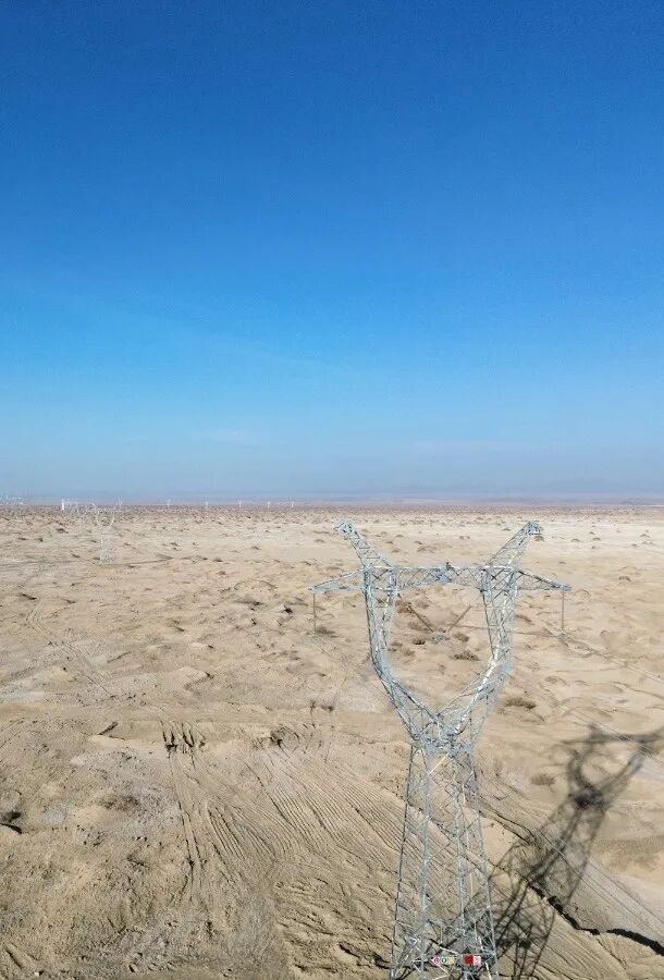 银线跨金沙，电流送希望-深能尉犁220kV送出线路工程竣工投运